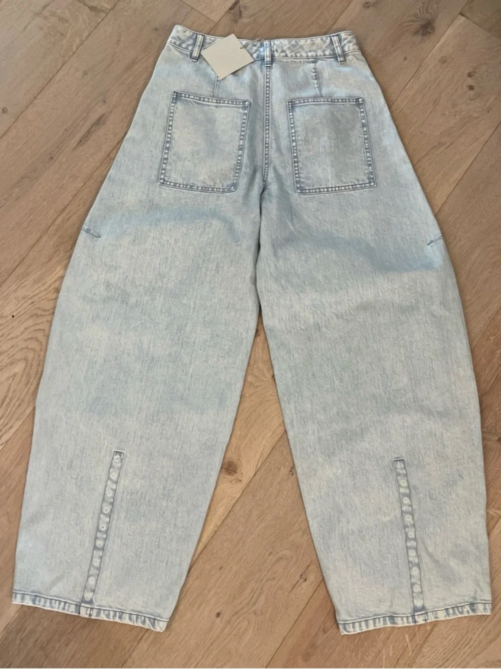 TIBI light washed blue wide barrel leg denim Jeans size 26 NWT - Picture 2 of 6